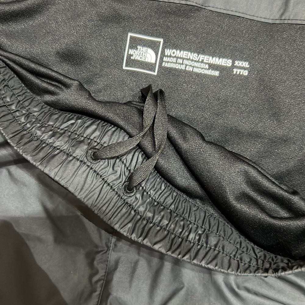 The North Face NWT black running shorts 3X❤️🚴♀️ - Picture 6 of 10